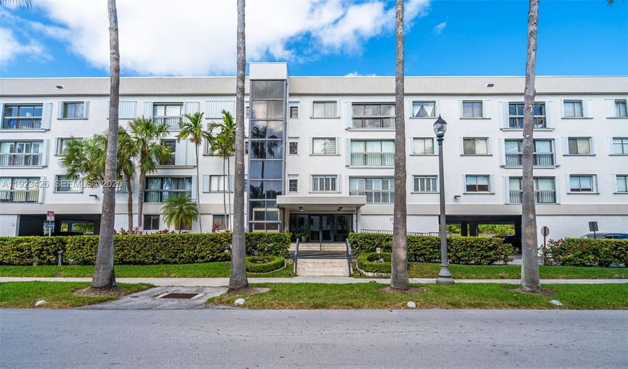 Enjoy the Key Biscayne lifestyle in this 2 bed / 2 bath residence located in a boutique building with a pool and clubhouse. The Unit offers large open living spaces, in-unit washer and dryer, two parking spaces, and an additional small storage unit. Conveniently located just a short distance from the beach, restaurants, and shopping centers.