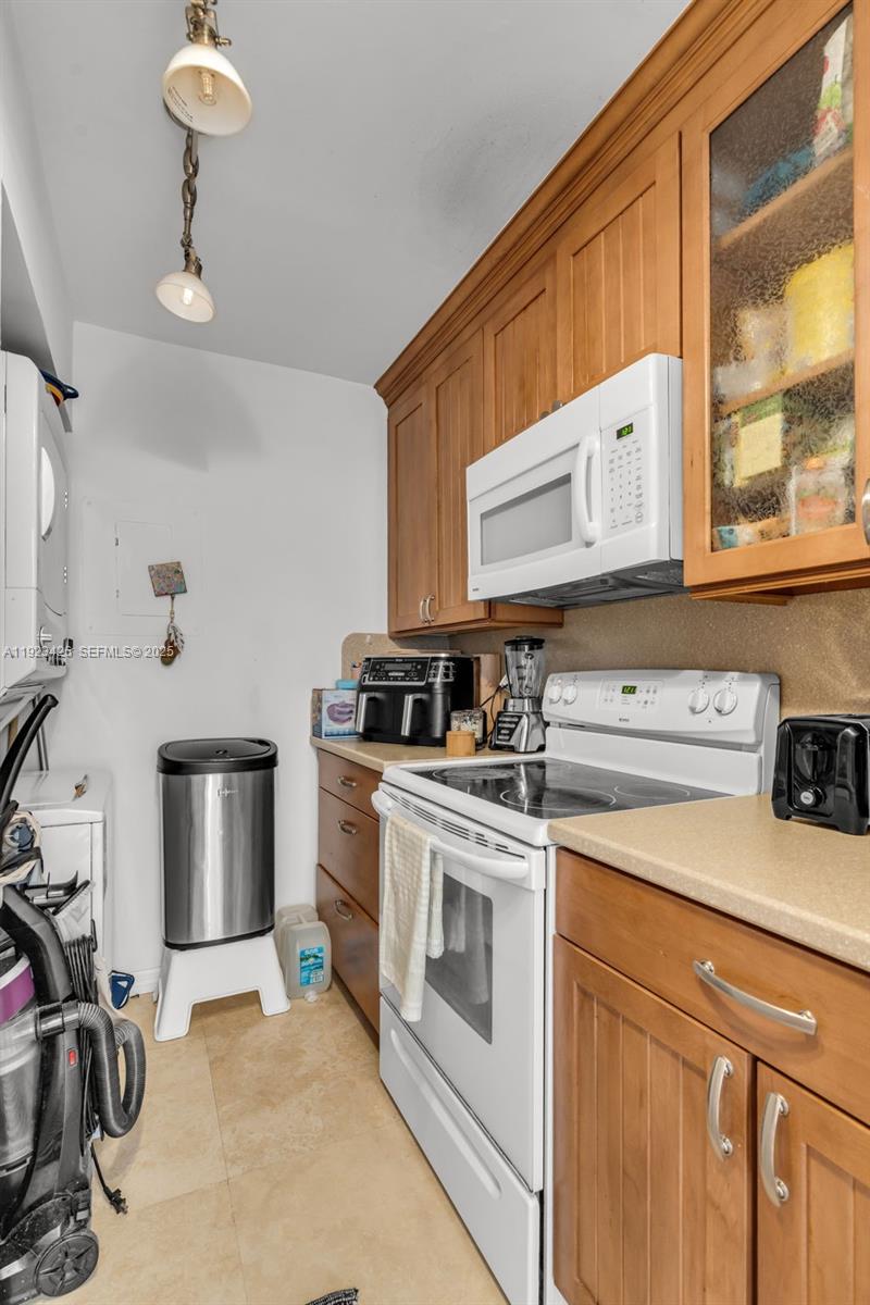 SOLIMAR CONDO OF KEY BISC - Residential Lease