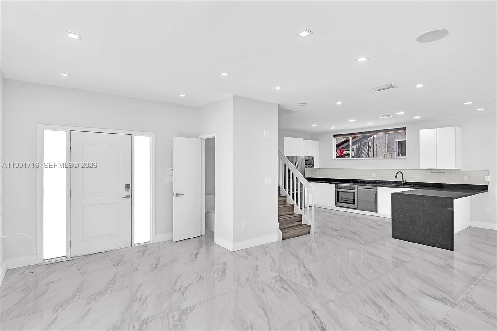 EMERALD POINTE - Residential