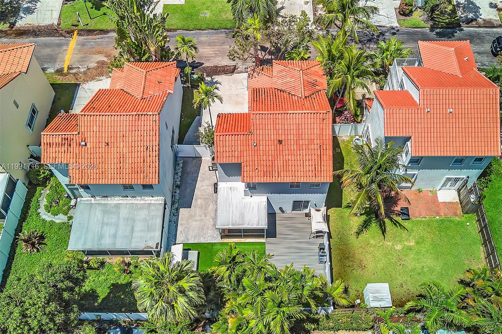 EMERALD POINTE - Residential