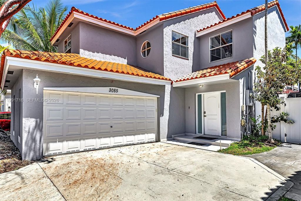 Photo of 3085 N 36th Ave, Hollywood, FL 33021 (MLS # A11991716)