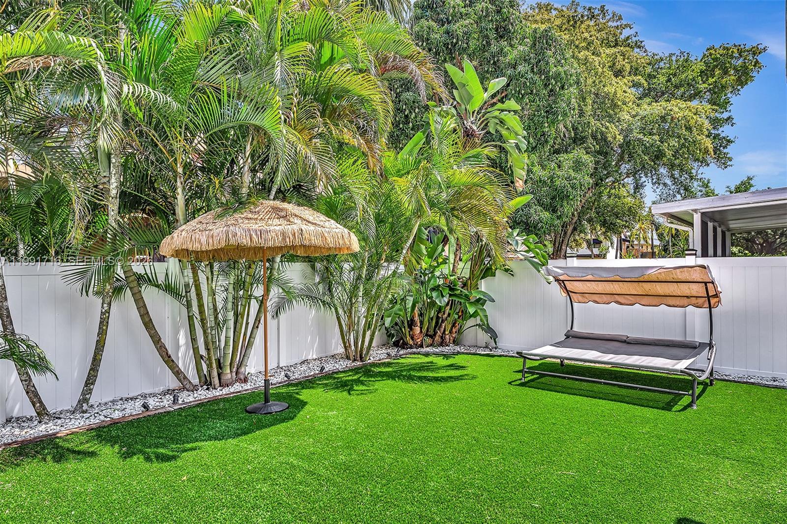 EMERALD POINTE - Residential