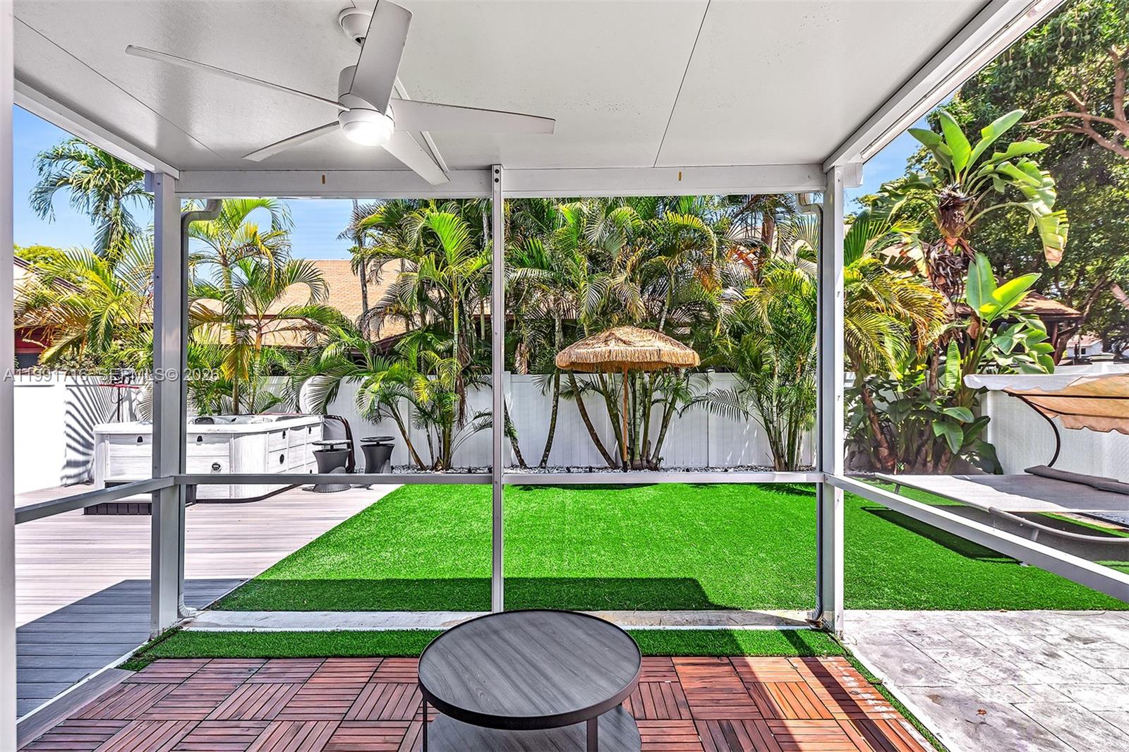 EMERALD POINTE - Residential