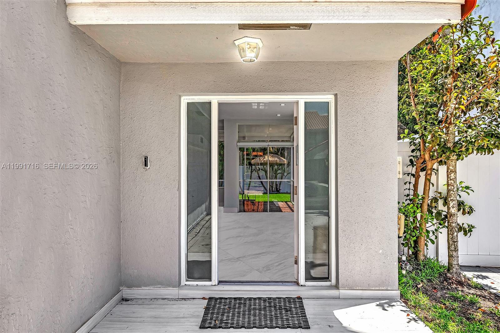 EMERALD POINTE - Residential