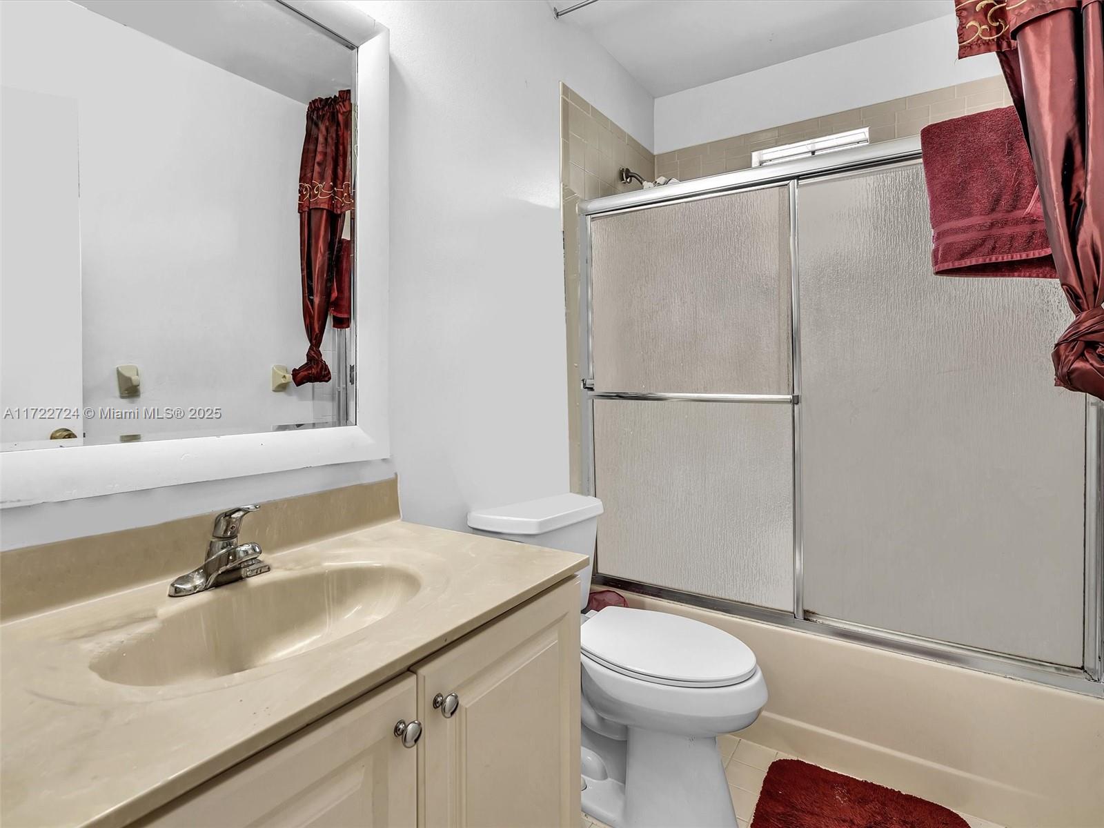 GRENADIER TRACE I CONDO - Residential