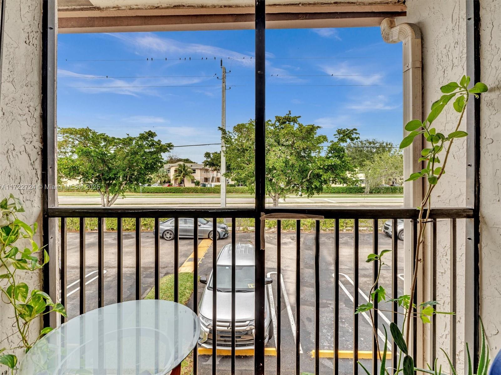 GRENADIER TRACE I CONDO - Residential
