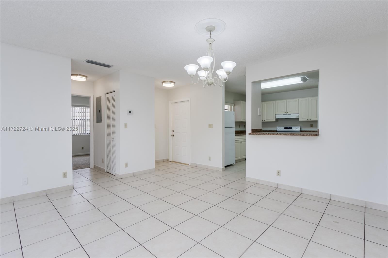 GRENADIER TRACE I CONDO - Residential