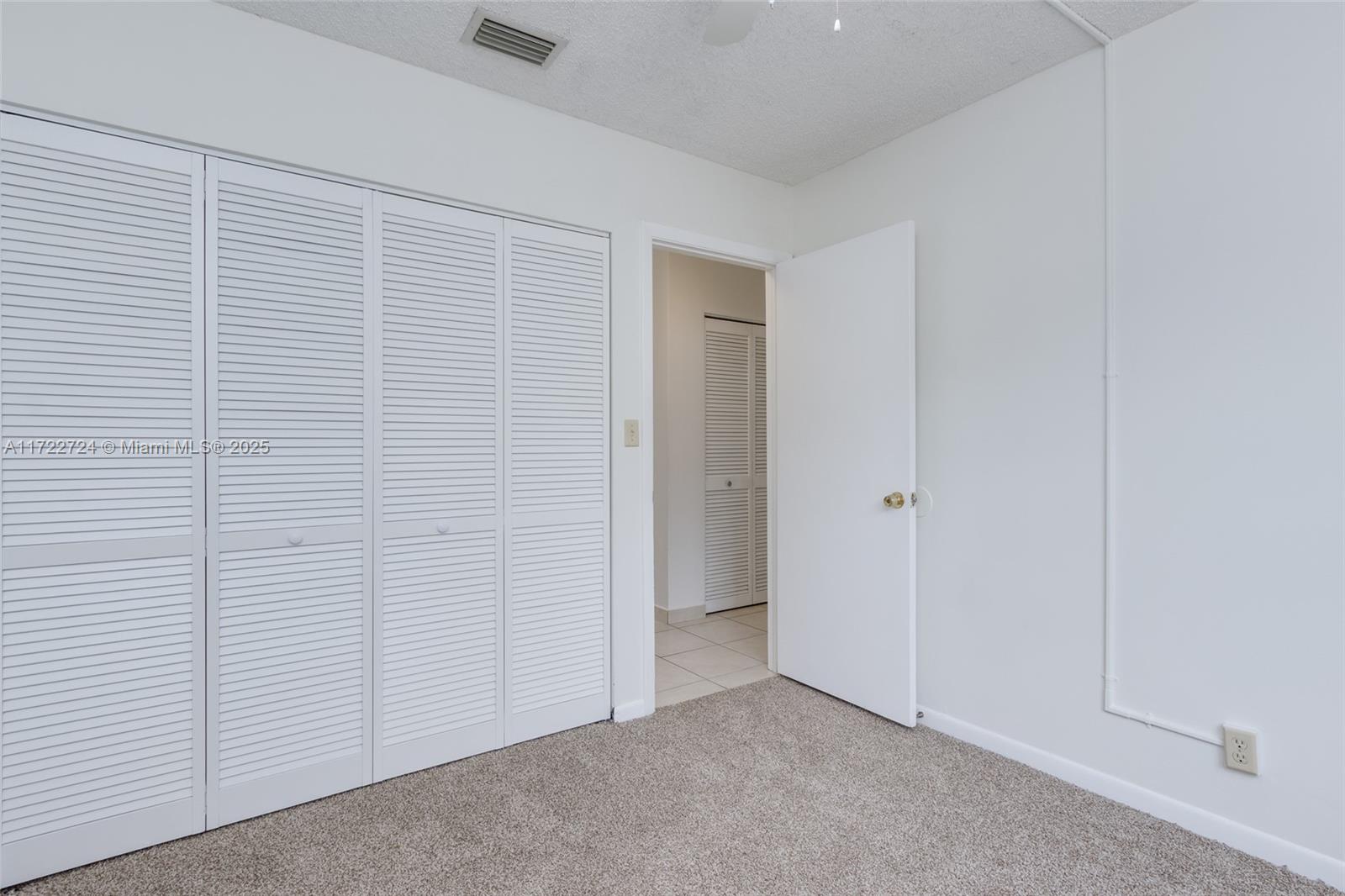 GRENADIER TRACE I CONDO - Residential