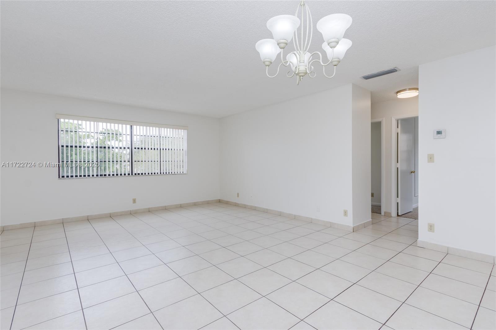 GRENADIER TRACE I CONDO - Residential