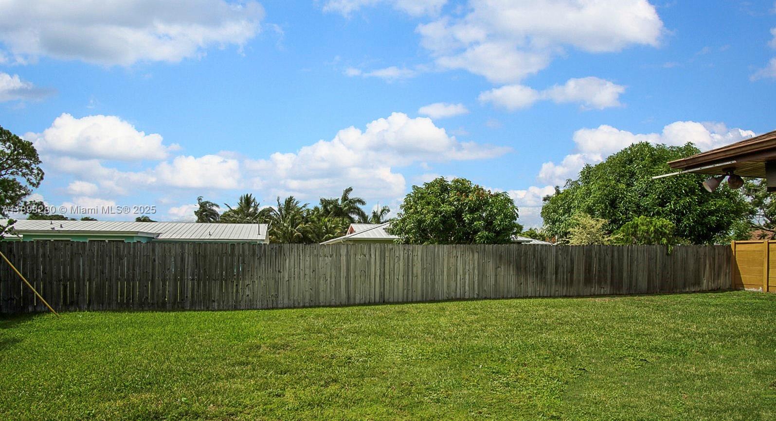 PORT ST LUCIE SECTION 6 - Residential Lease