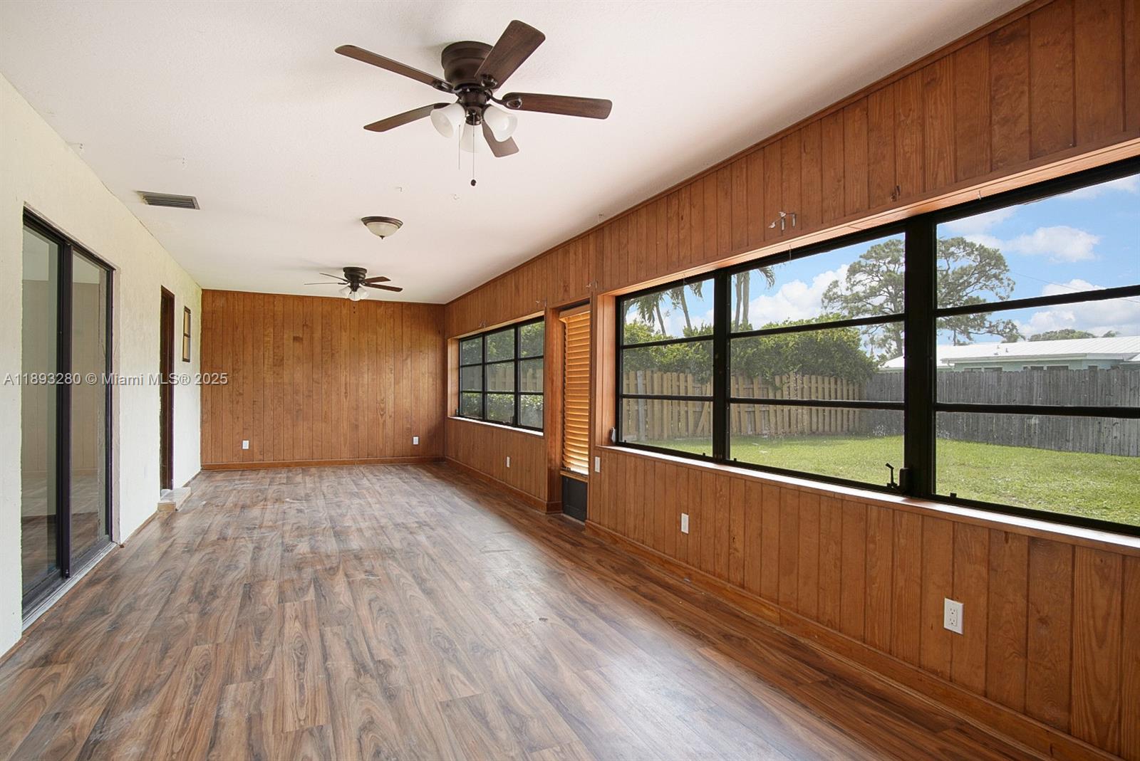 PORT ST LUCIE SECTION 6 - Residential Lease