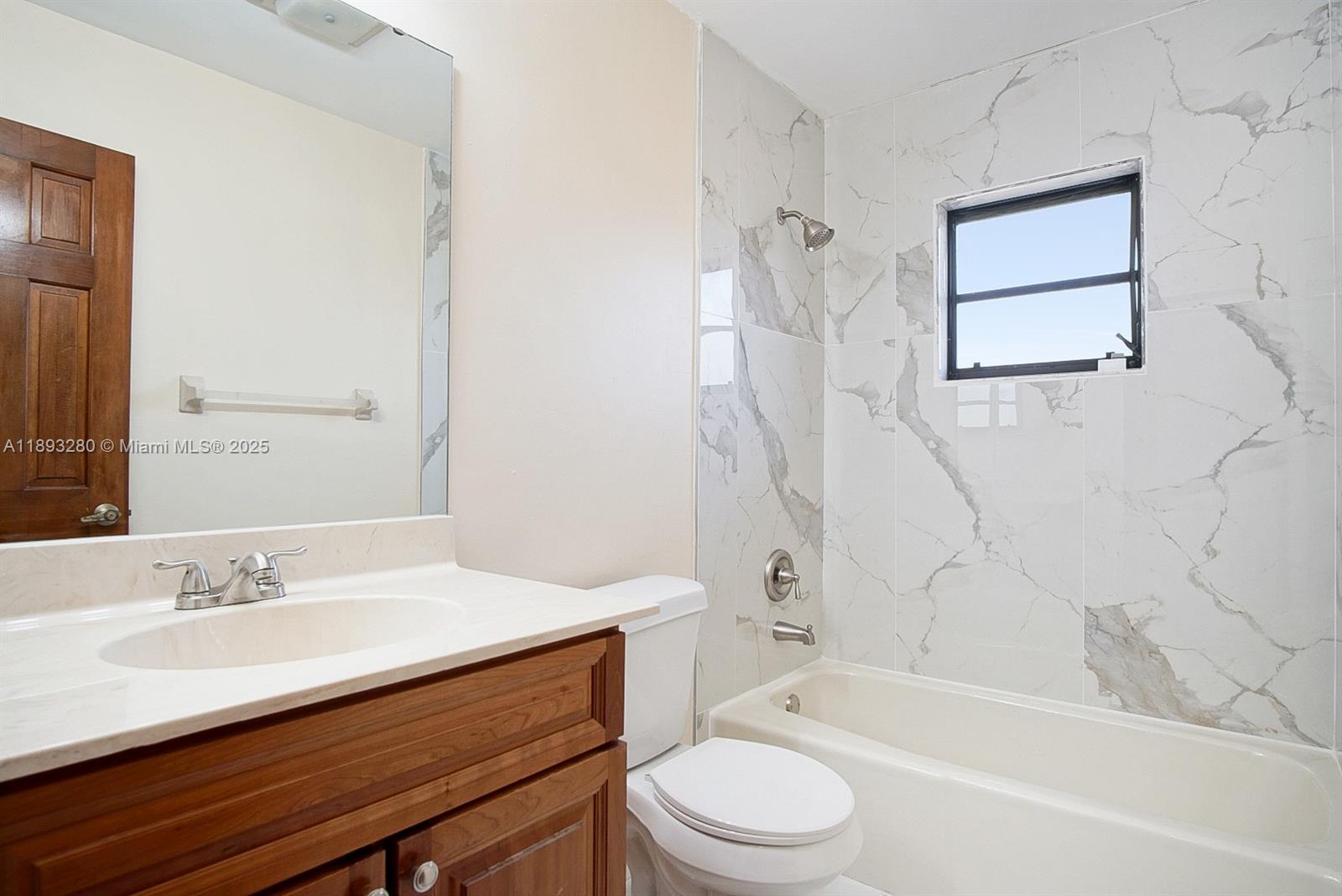 PORT ST LUCIE SECTION 6 - Residential Lease
