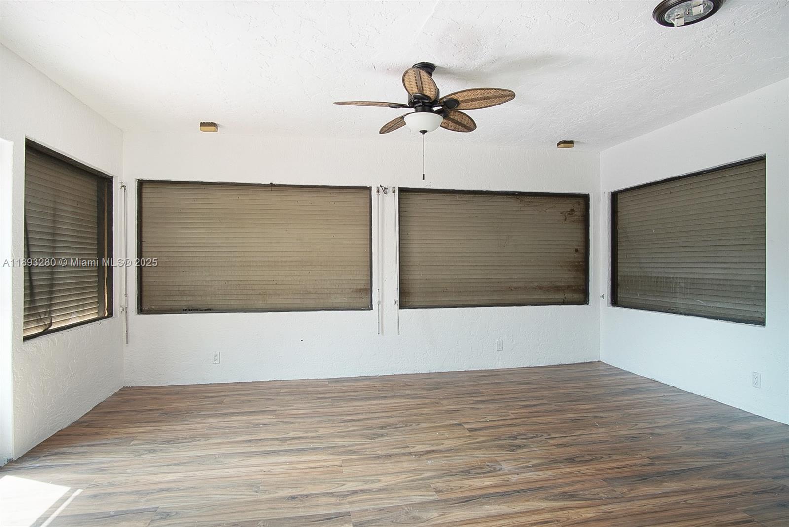 PORT ST LUCIE SECTION 6 - Residential Lease
