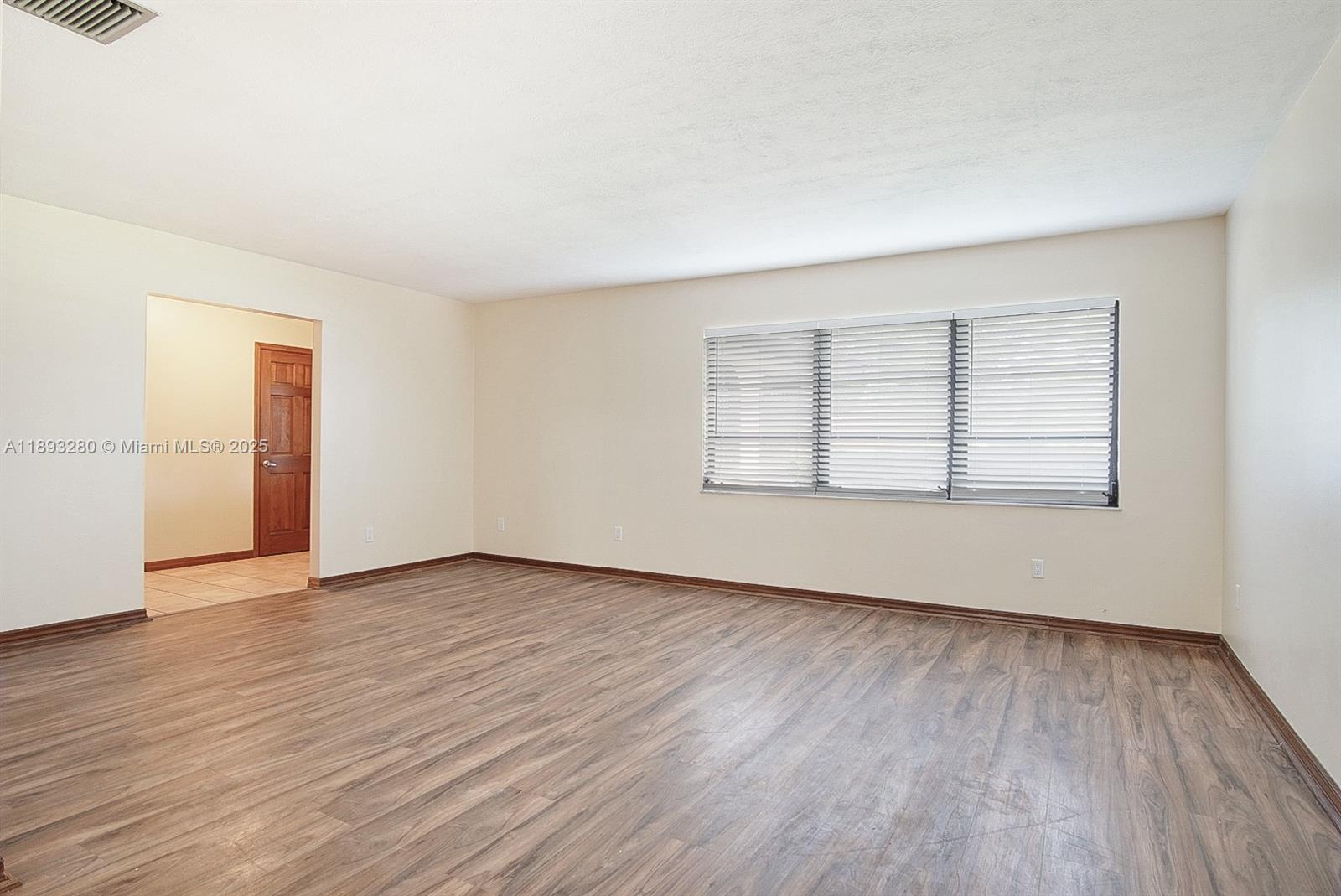 PORT ST LUCIE SECTION 6 - Residential Lease