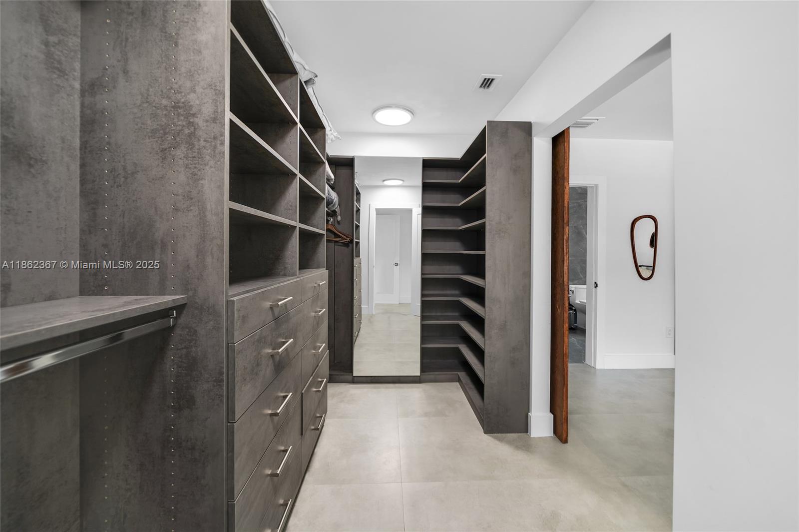 BRICKELL ESTATES - Residential Lease