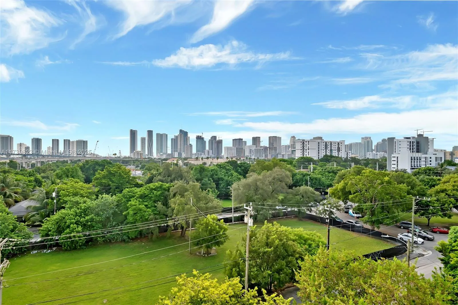 Miami, Florida 33136, United States, 2 Bedrooms Bedrooms, ,2 BathroomsBathrooms,Residential,Pending,8579