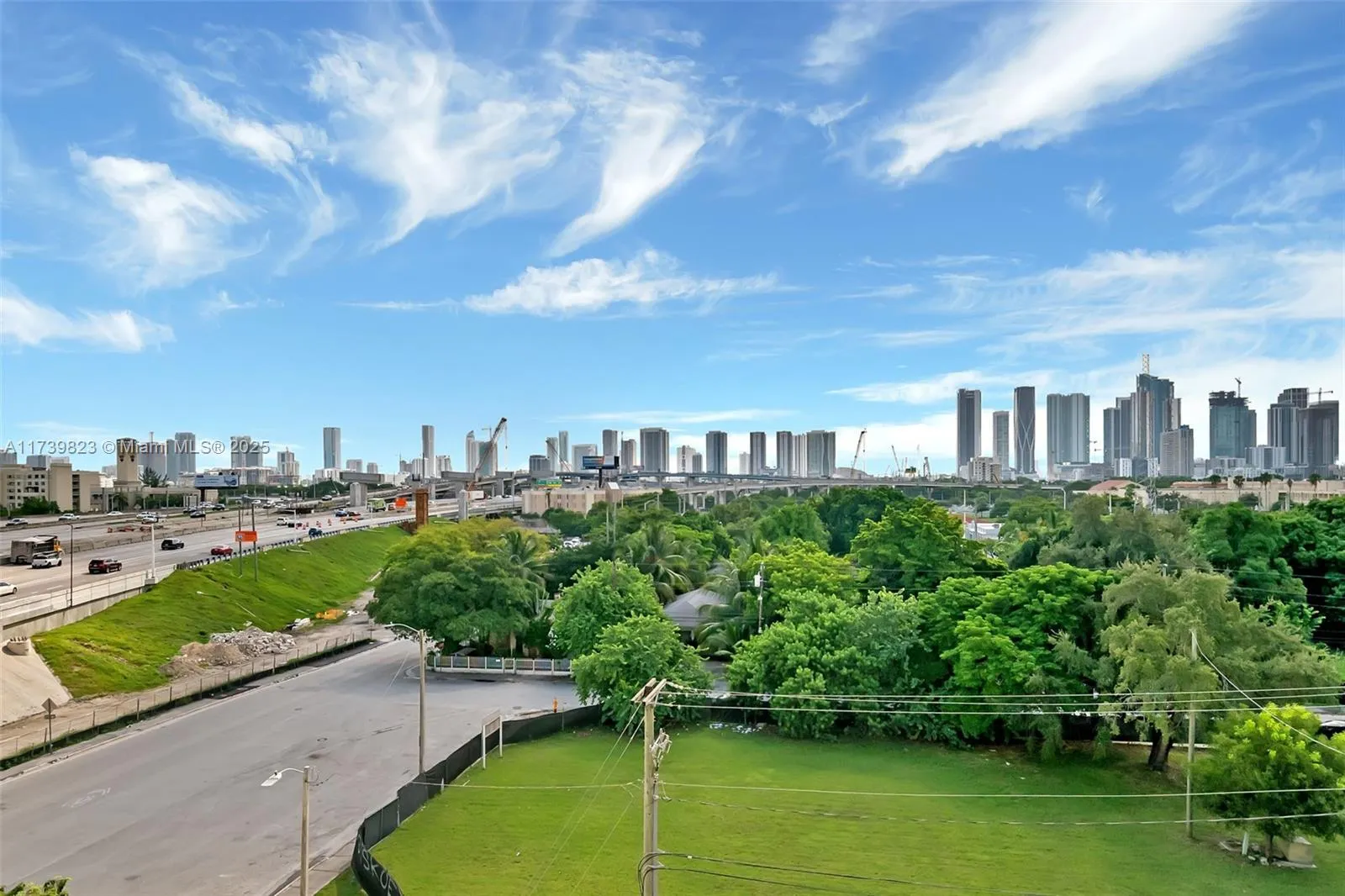 Miami, Florida 33136, United States, 2 Bedrooms Bedrooms, ,2 BathroomsBathrooms,Residential,Pending,8579