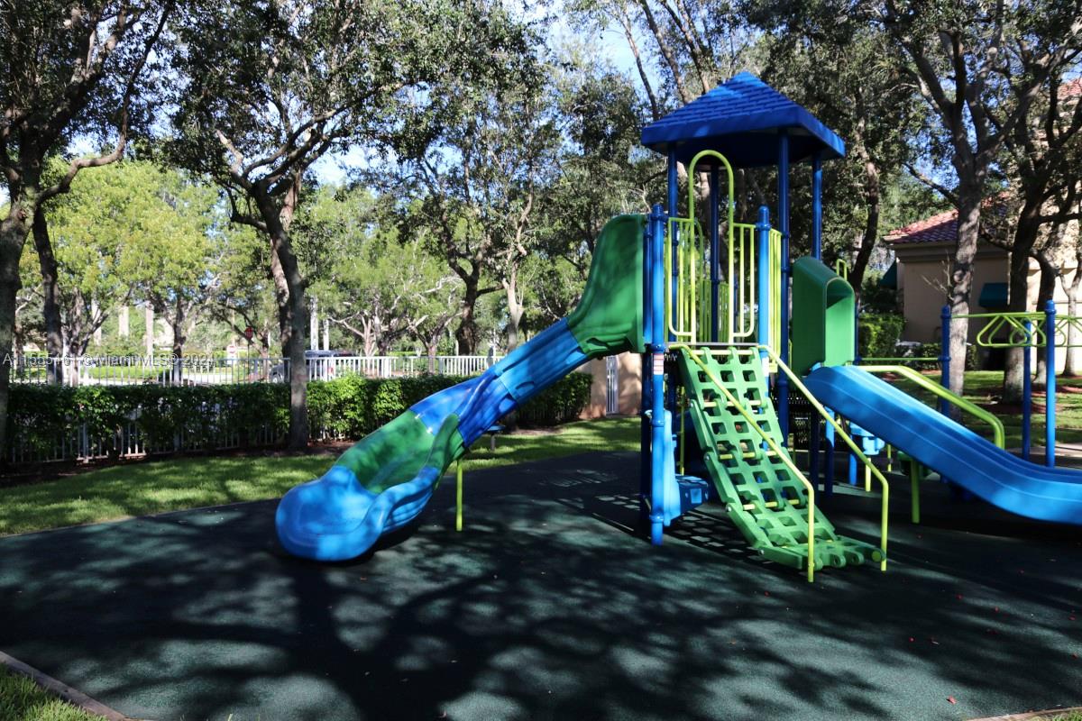 PEMBROKE FALLS - PHASE 1 - Residential