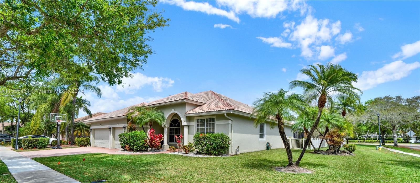 PEMBROKE FALLS - PHASE 1 - Residential