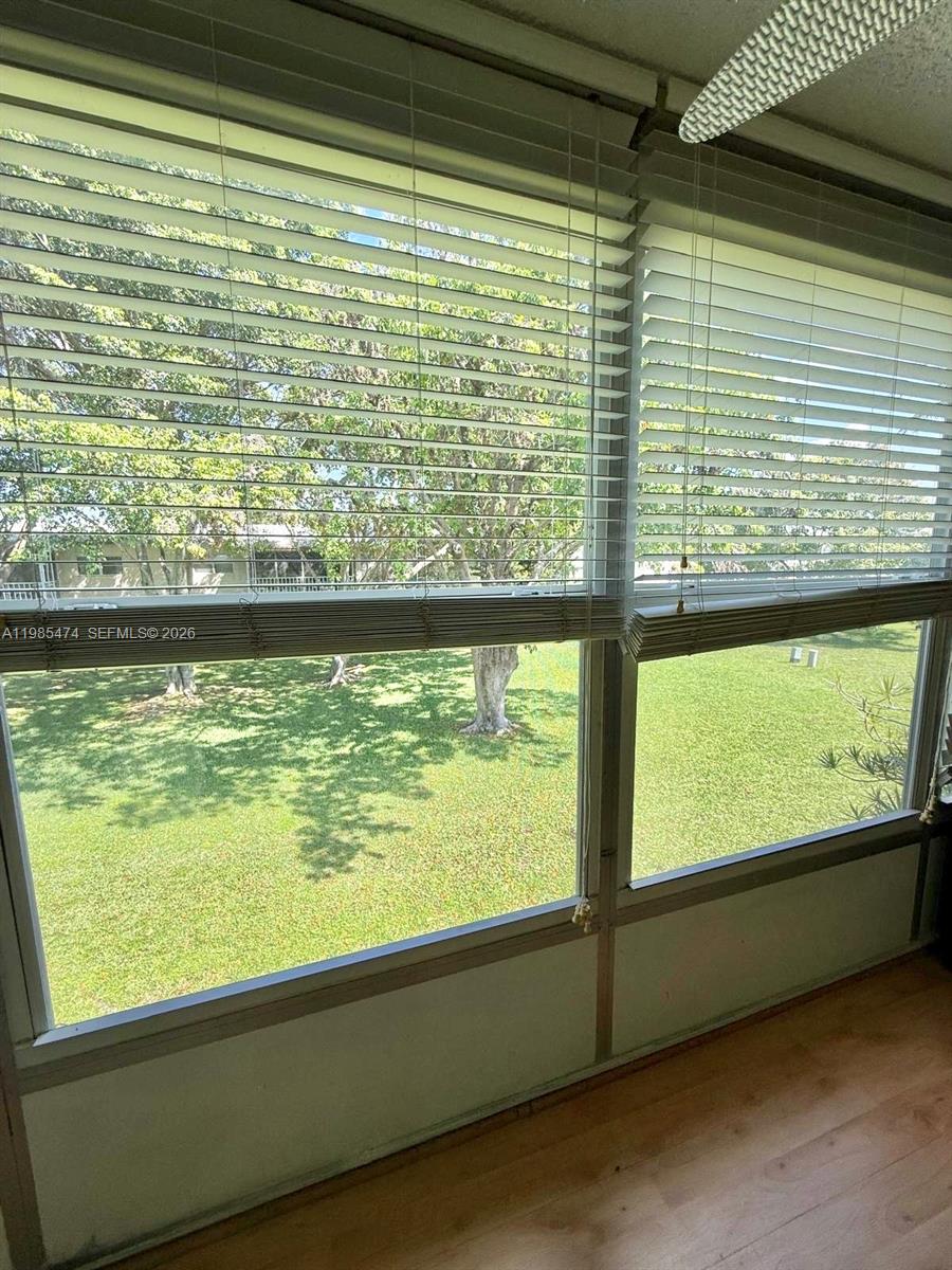 ORIOLE GARDENS 21 CONDO - Residential