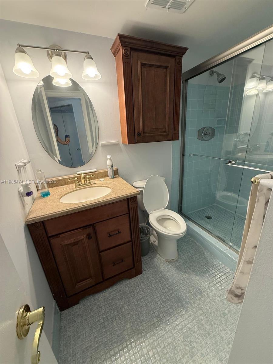 ORIOLE GARDENS 21 CONDO - Residential