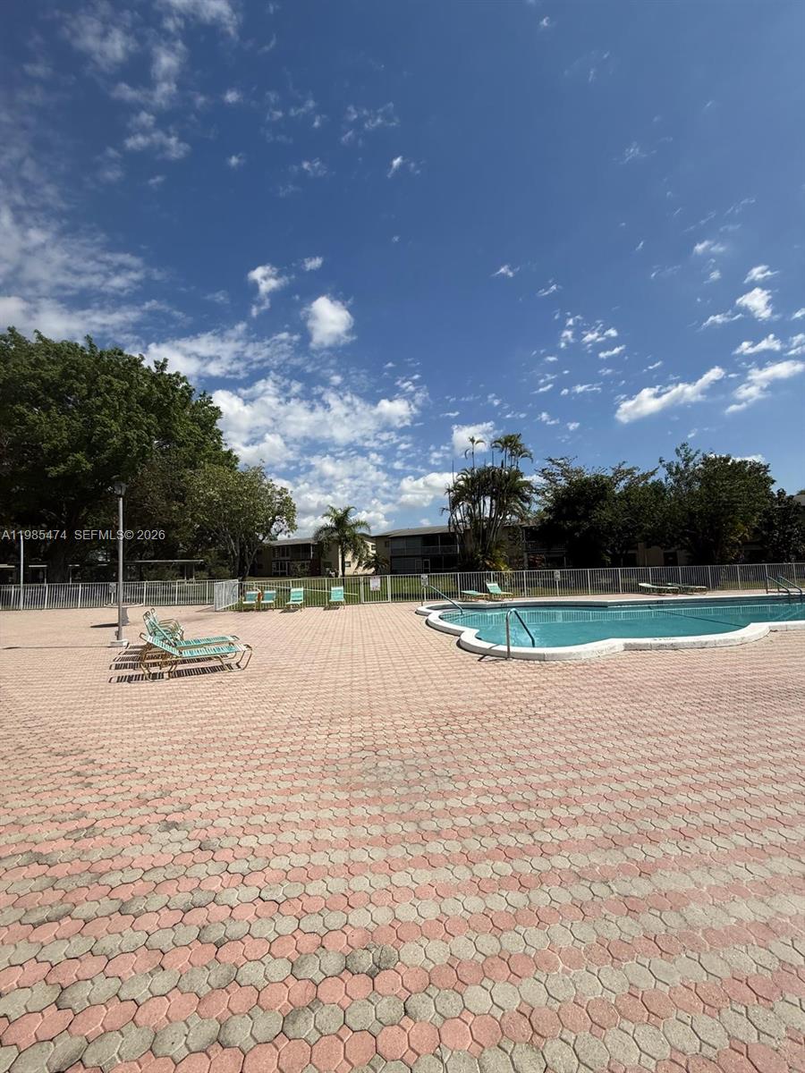 ORIOLE GARDENS 21 CONDO - Residential