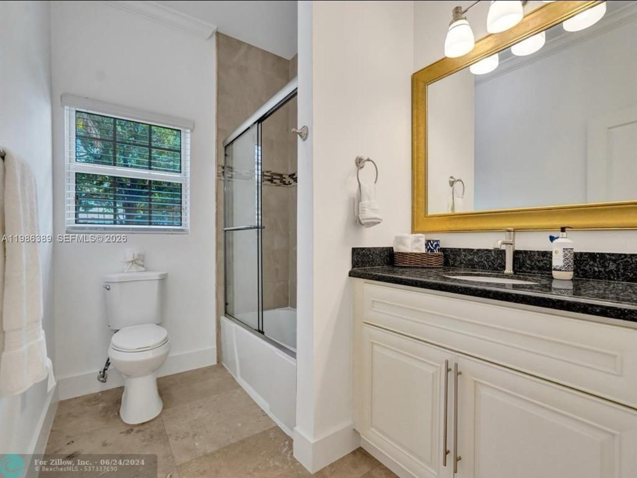 CORAL RIDGE COUNTRY CLUB - Residential