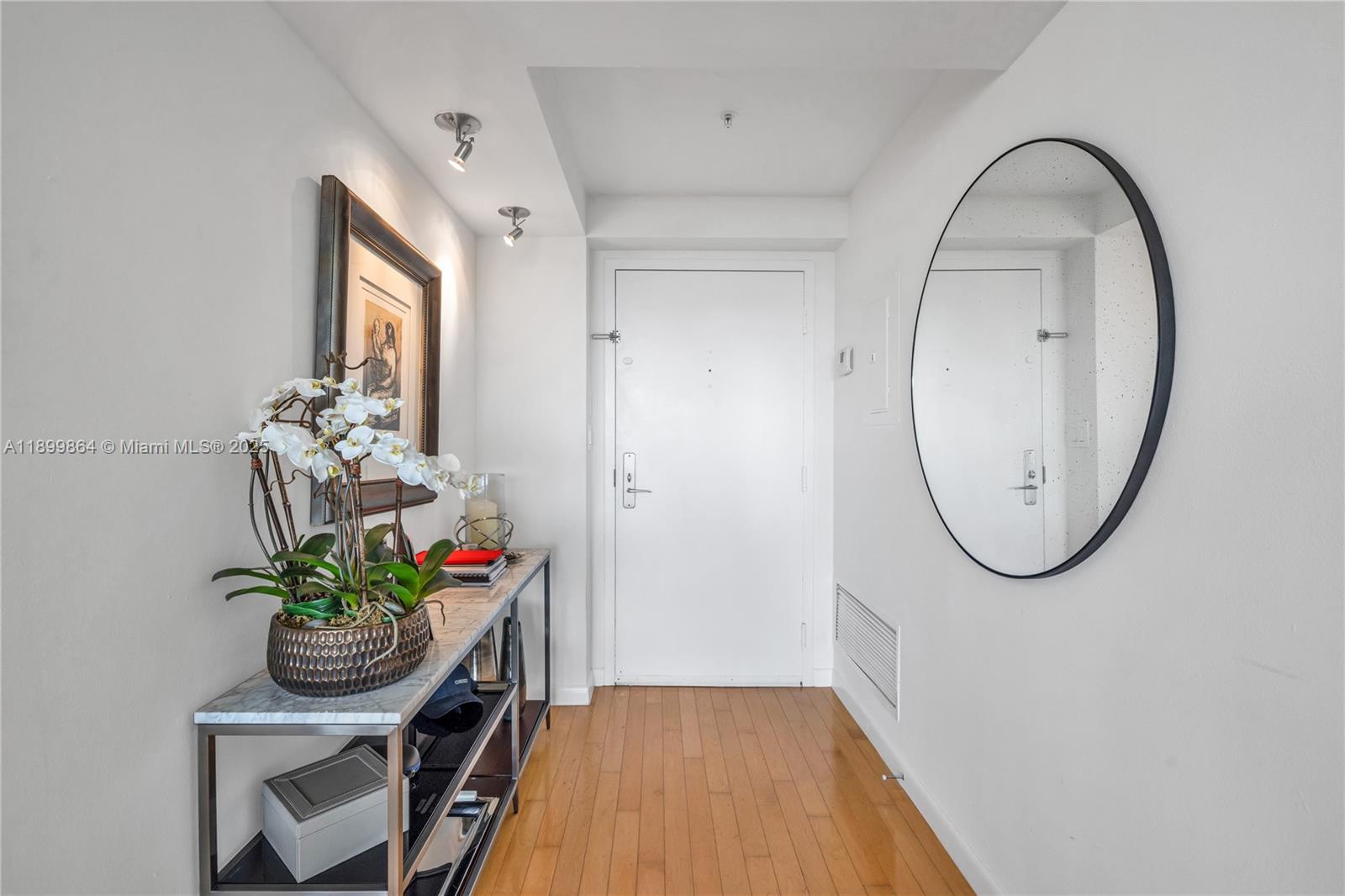 1900 Sunset Harbour Dr 1205/07