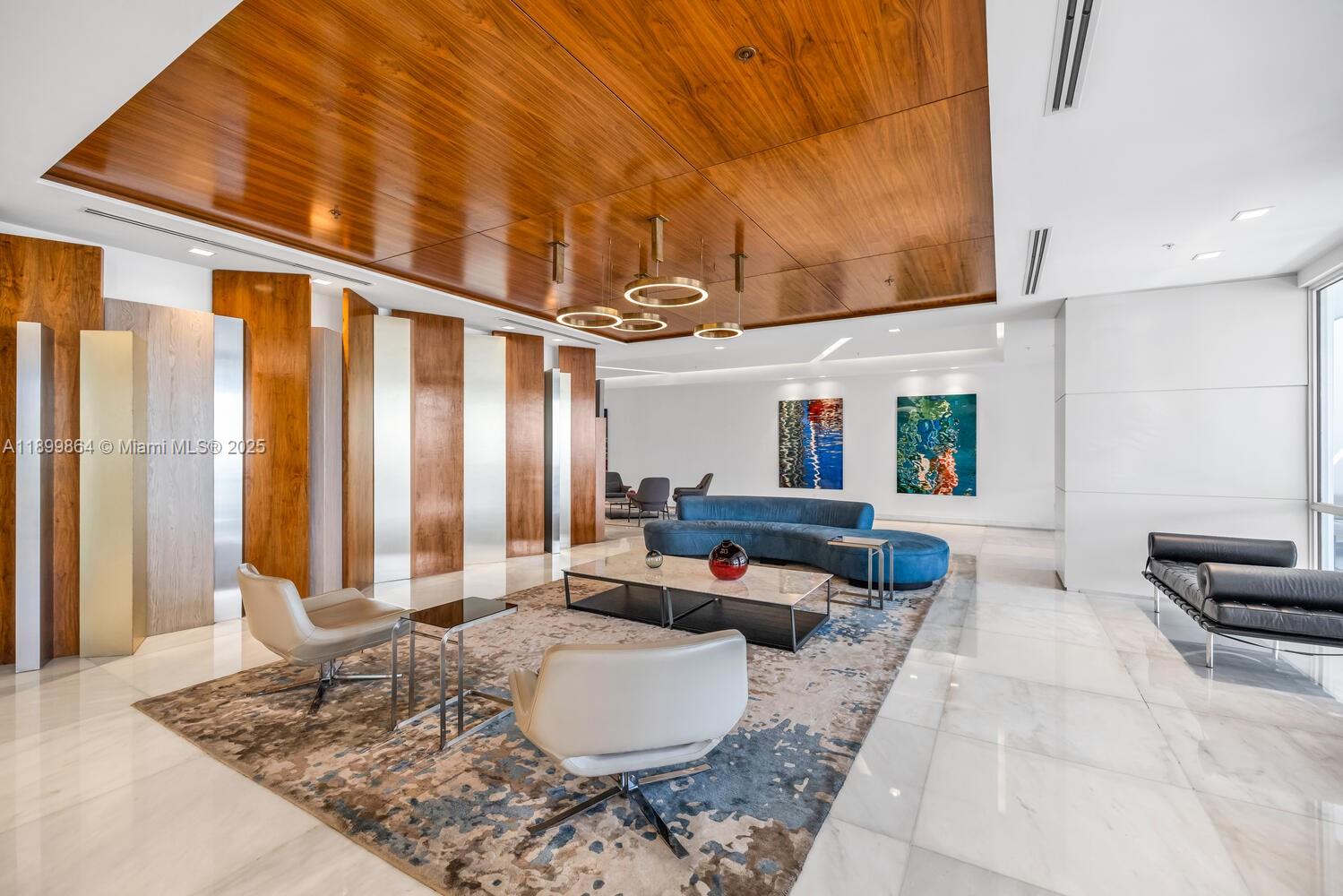 SUNSET HARBOUR NORTH COND - Residential Lease