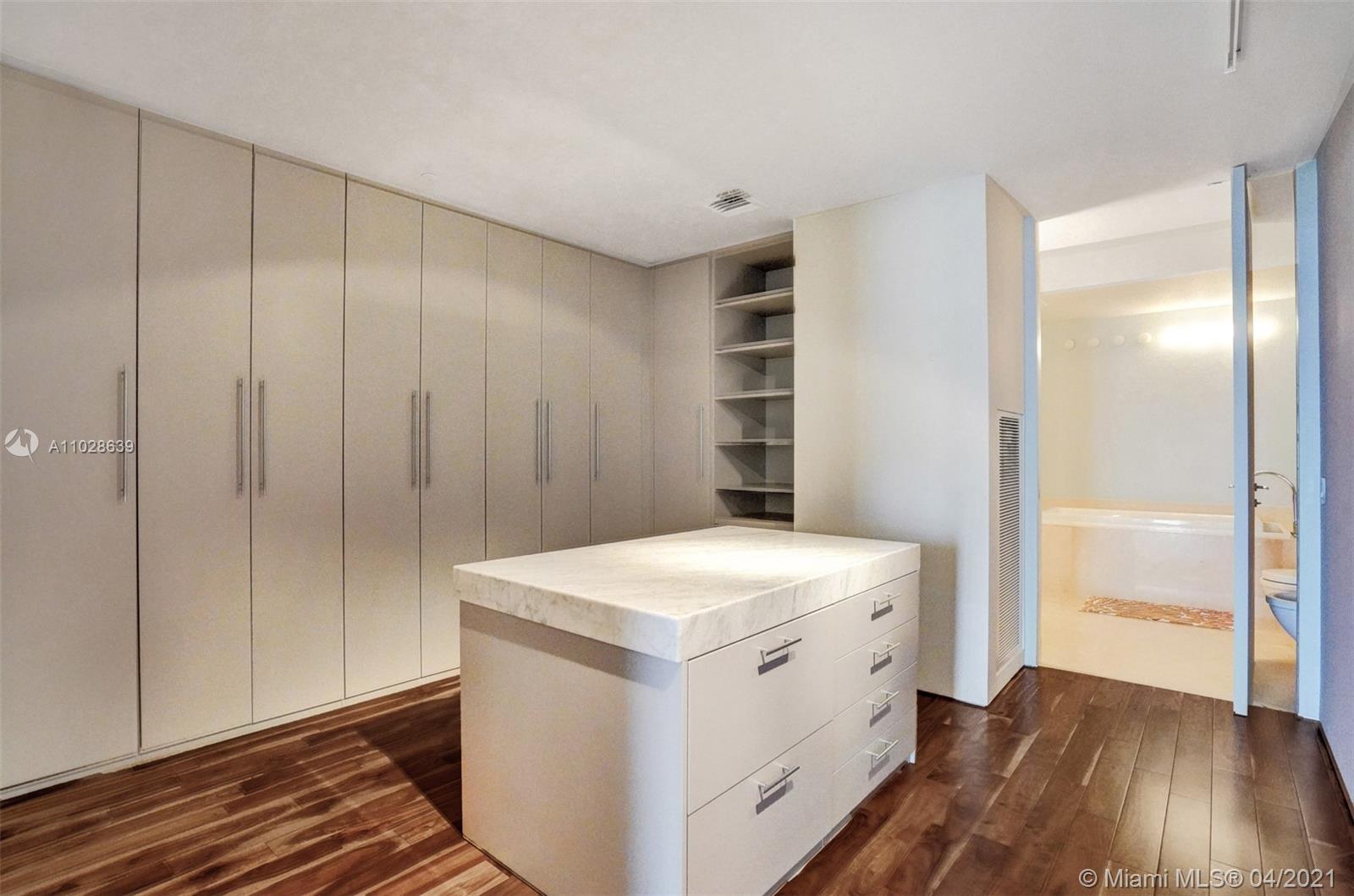 ST REGIS BAL HARBOUR - Residential