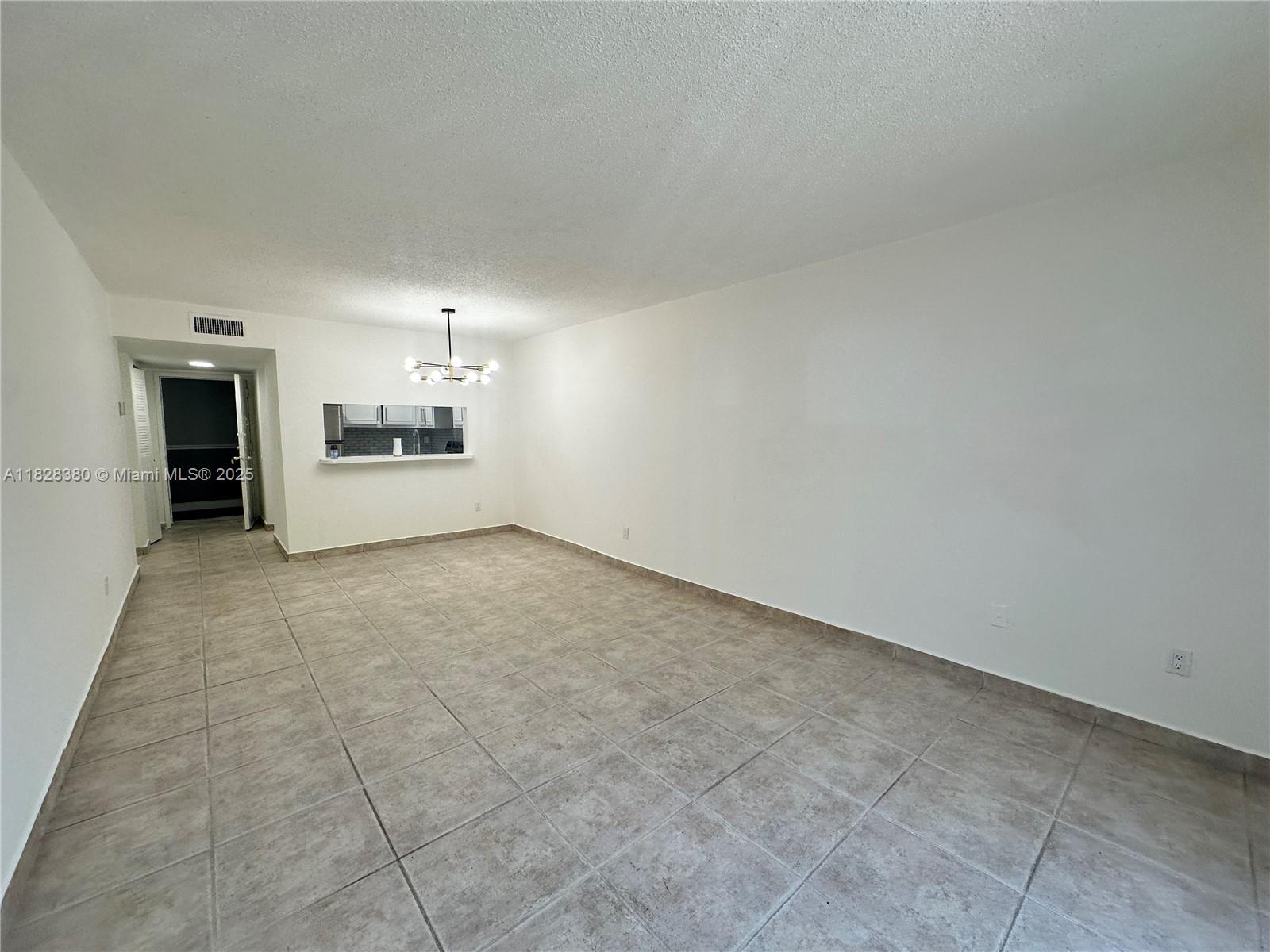13685 NE 10th Ave 208