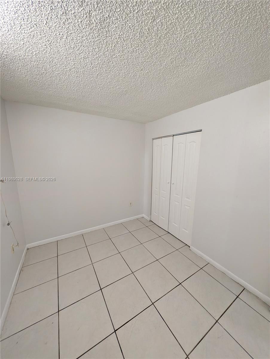 VERABELLA FALLS CONDO - Residential Lease