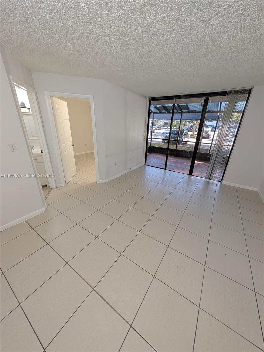 VERABELLA FALLS CONDO - Residential Lease