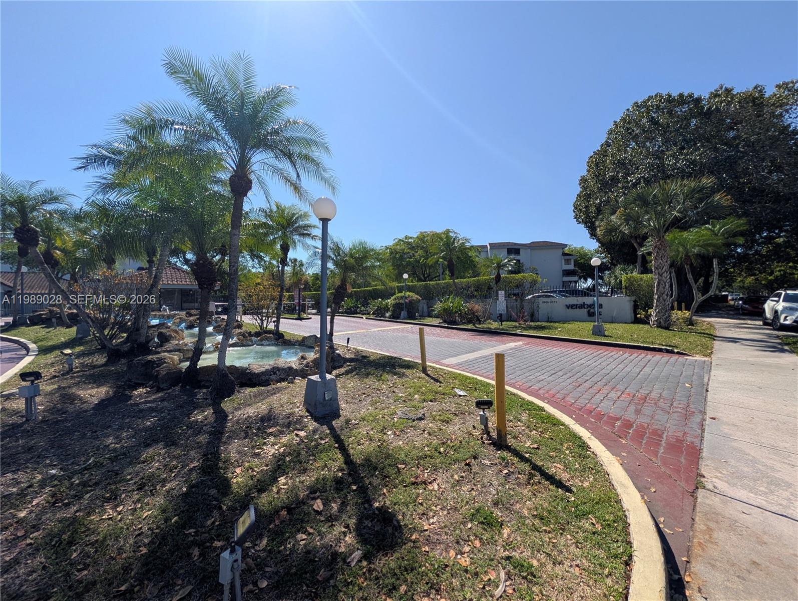 VERABELLA FALLS CONDO - Residential Lease