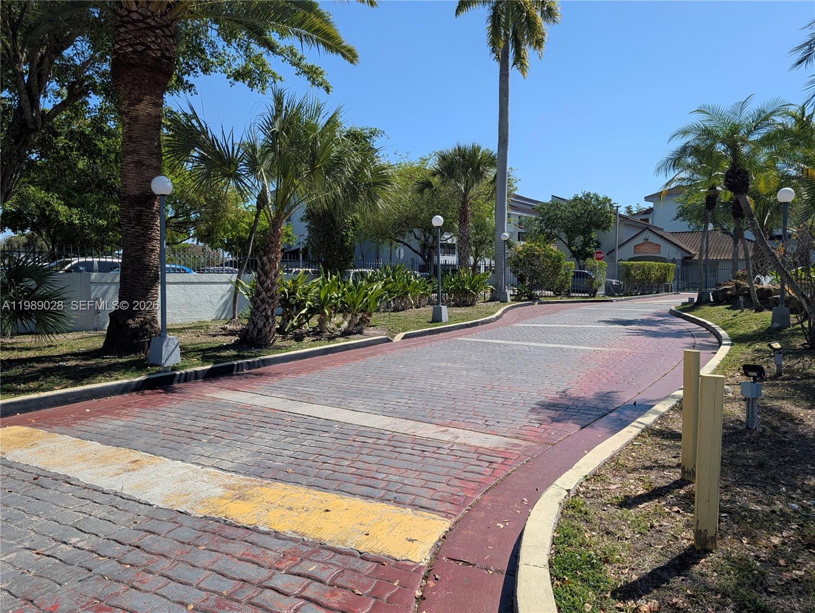 VERABELLA FALLS CONDO - Residential Lease