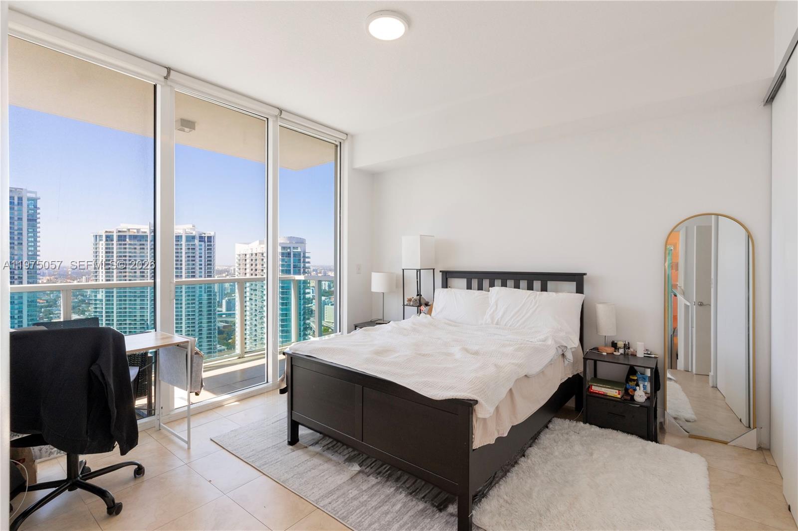 BRICKELL ON THE RIVER N T - Residential