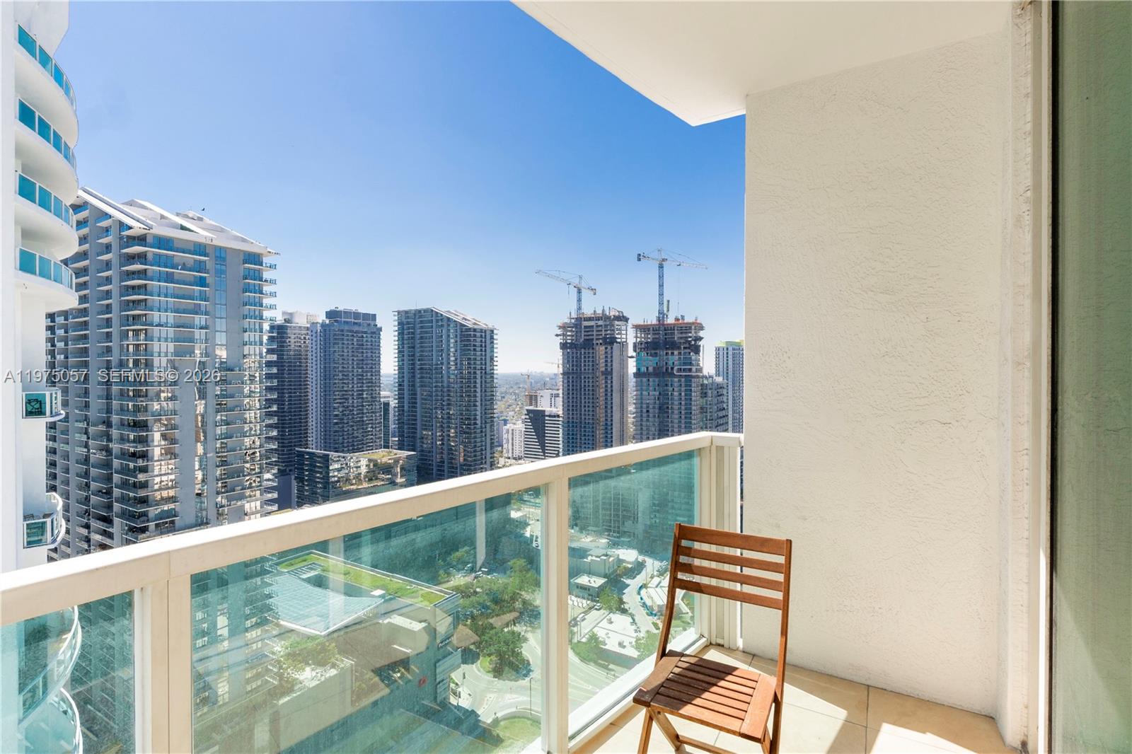 BRICKELL ON THE RIVER N T - Residential