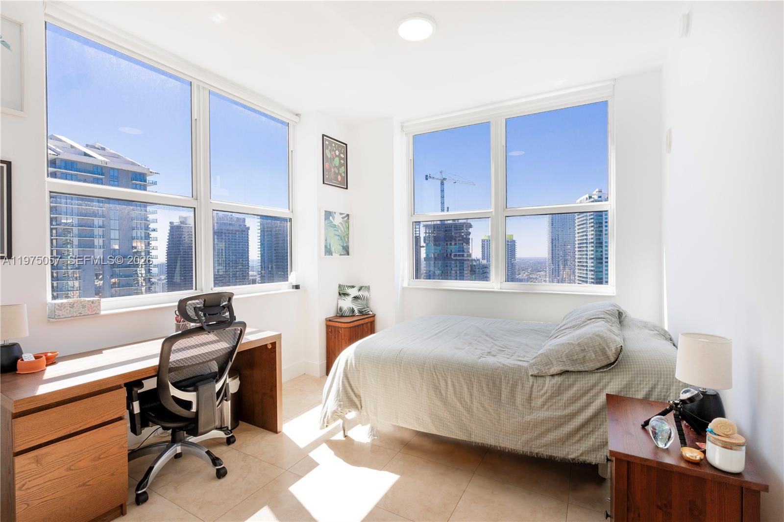 BRICKELL ON THE RIVER N T - Residential