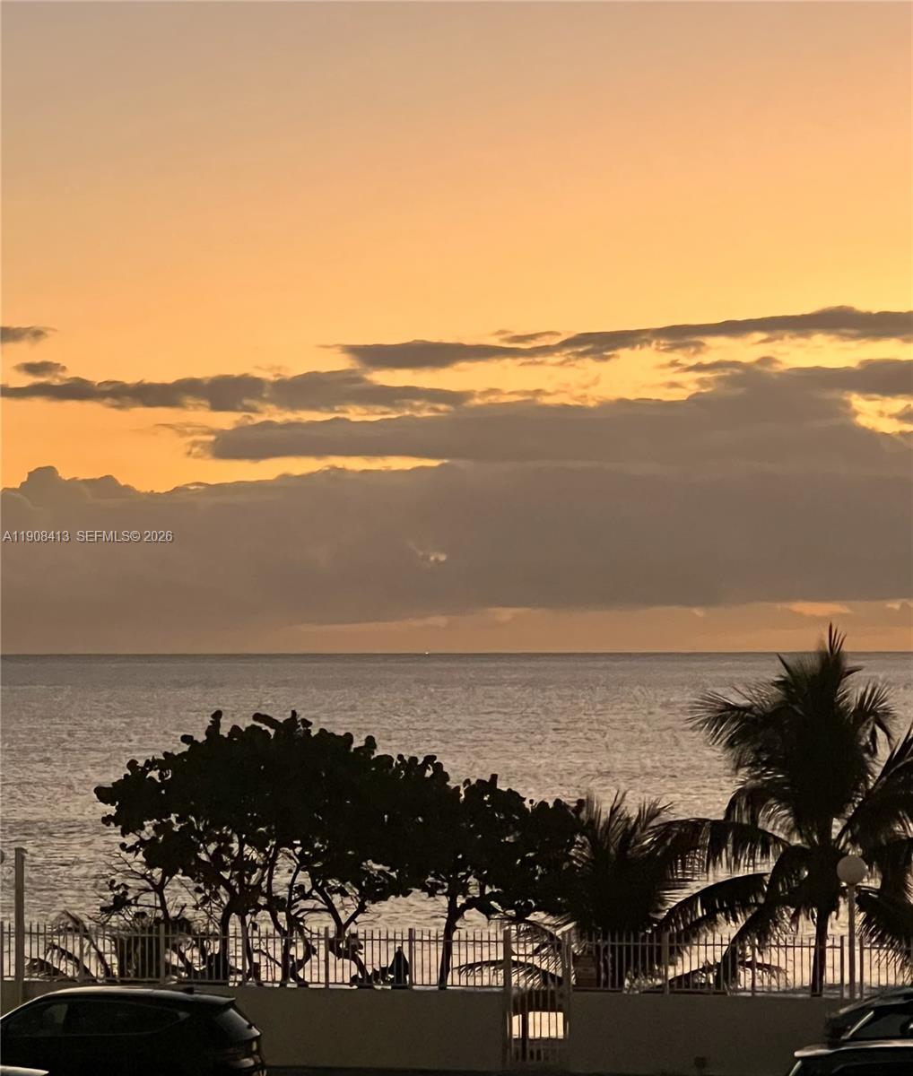 GALT TOWERS CONDO - Residential