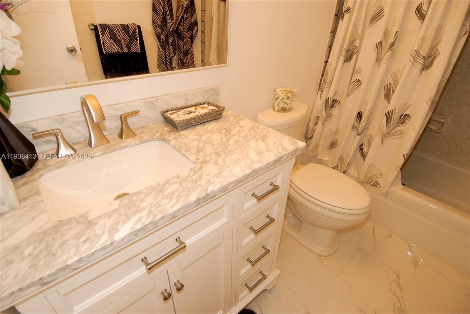 GALT TOWERS CONDO - Residential