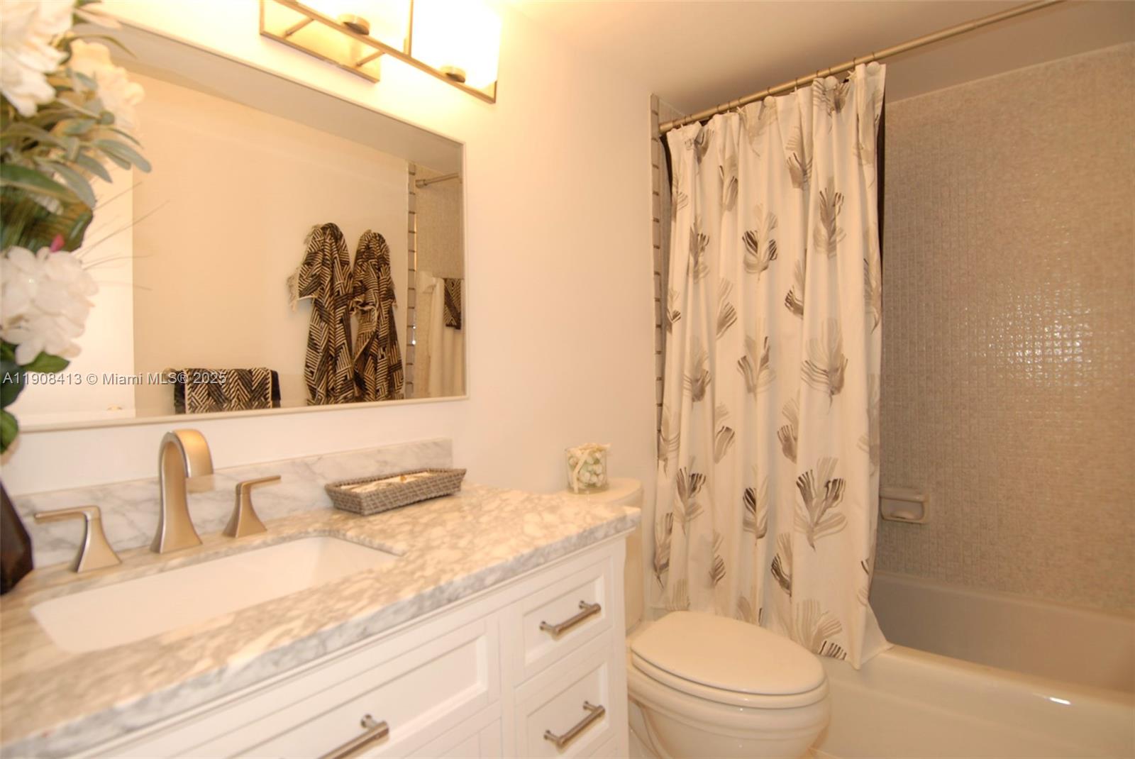 GALT TOWERS CONDO - Residential