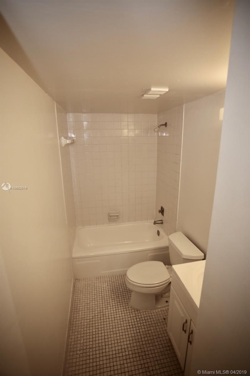 HERITAGE CIRCLE CONDO - Residential Lease