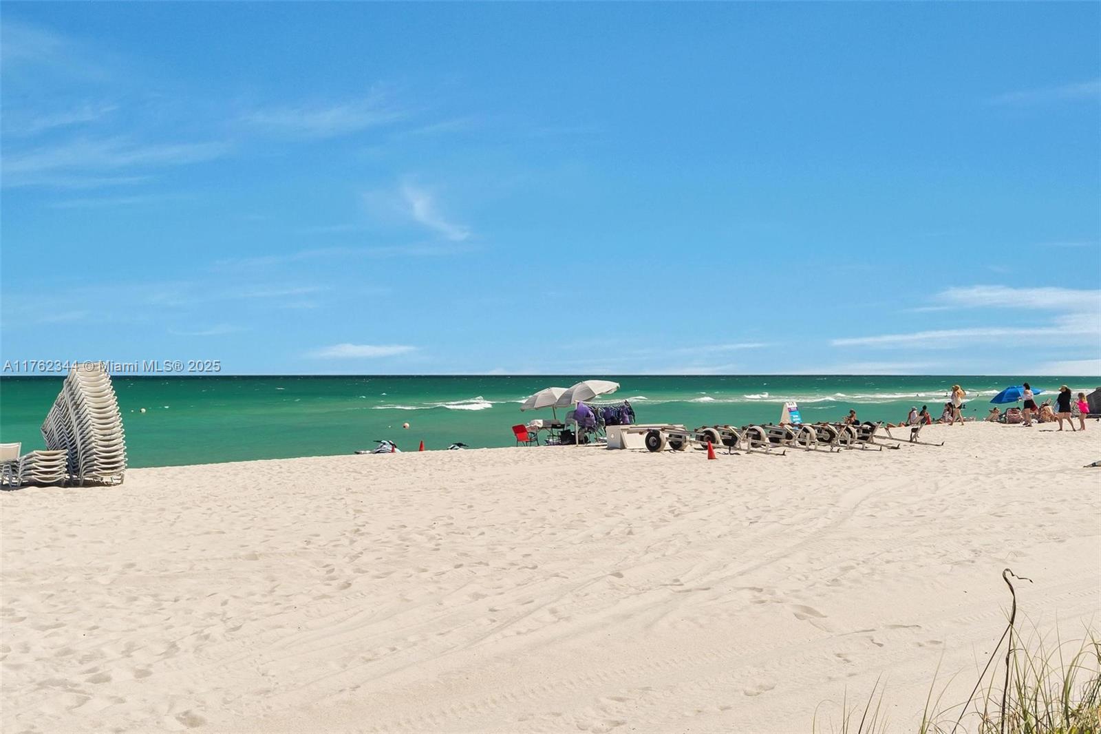 IMPERIAL HOUSE CONDO - Residential