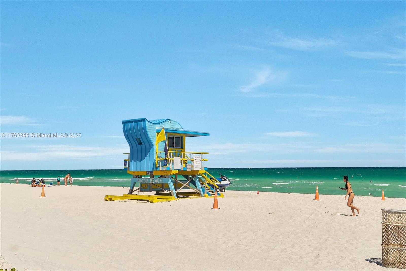 IMPERIAL HOUSE CONDO - Residential