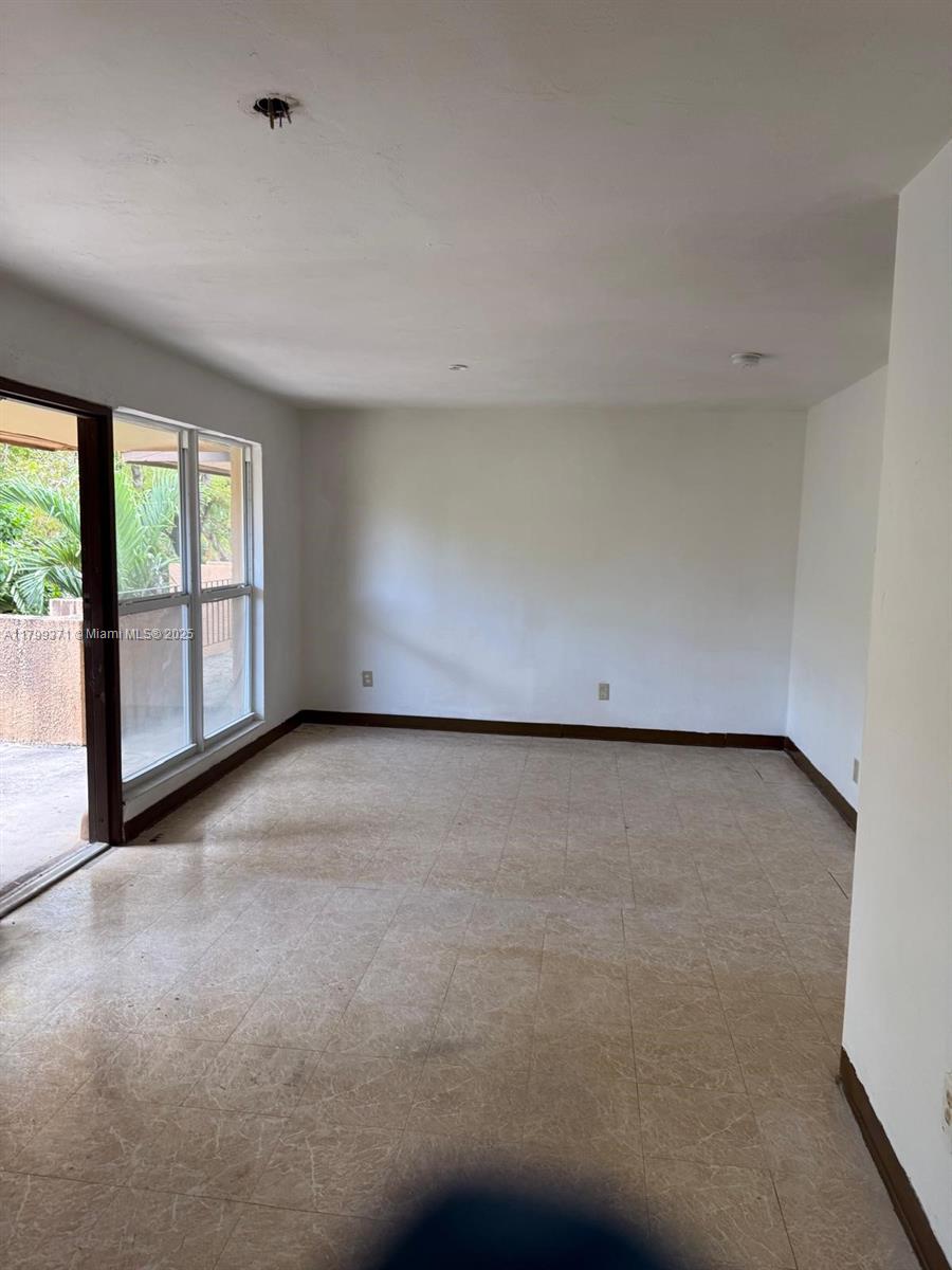 1600 NW 4th Ave 16A