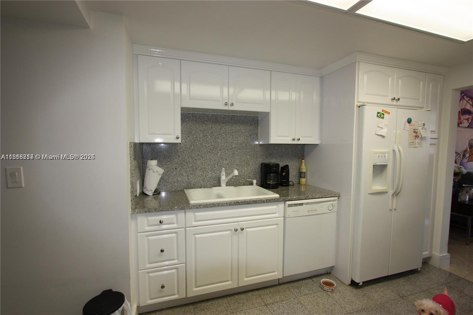 , Miami Beach, FL, 33140/$560,000 4 1170724320