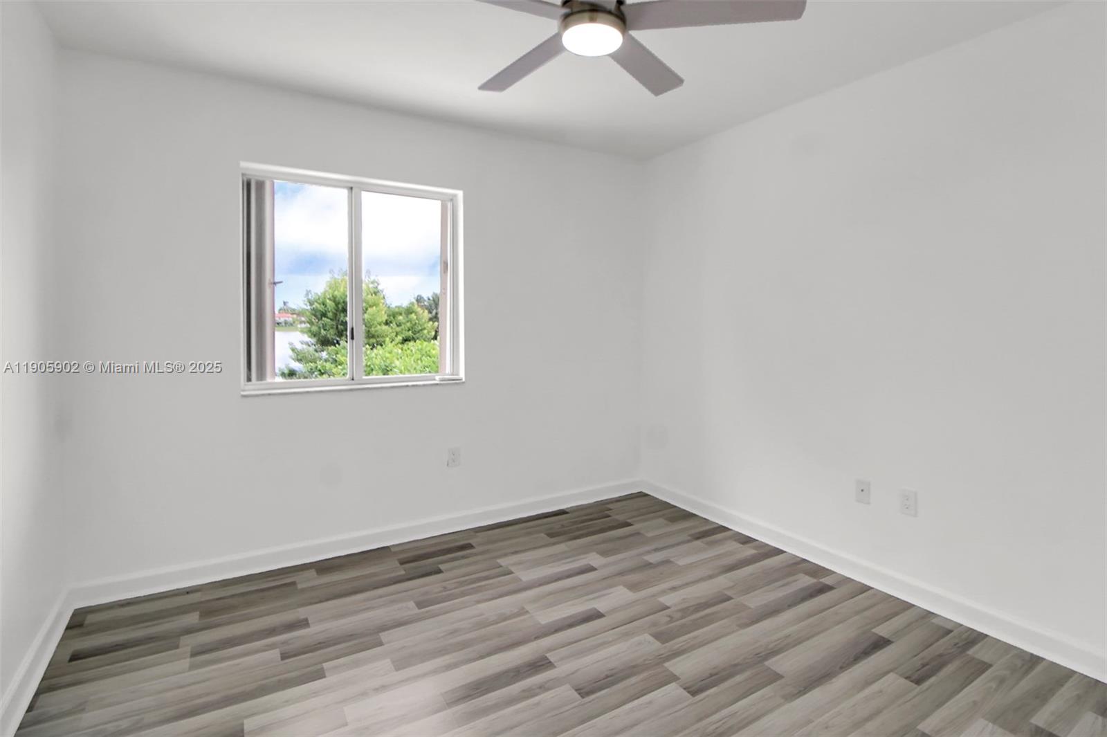 FOUR LAKES SEC 7 - Residential Lease