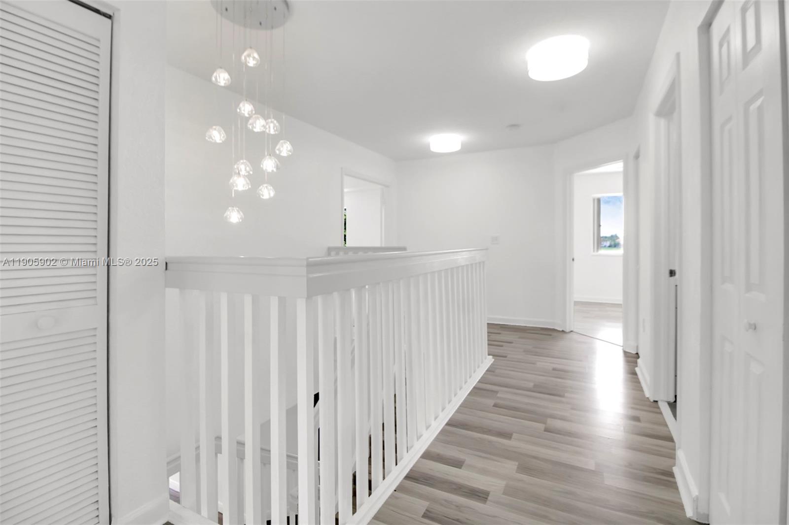 FOUR LAKES SEC 7 - Residential Lease