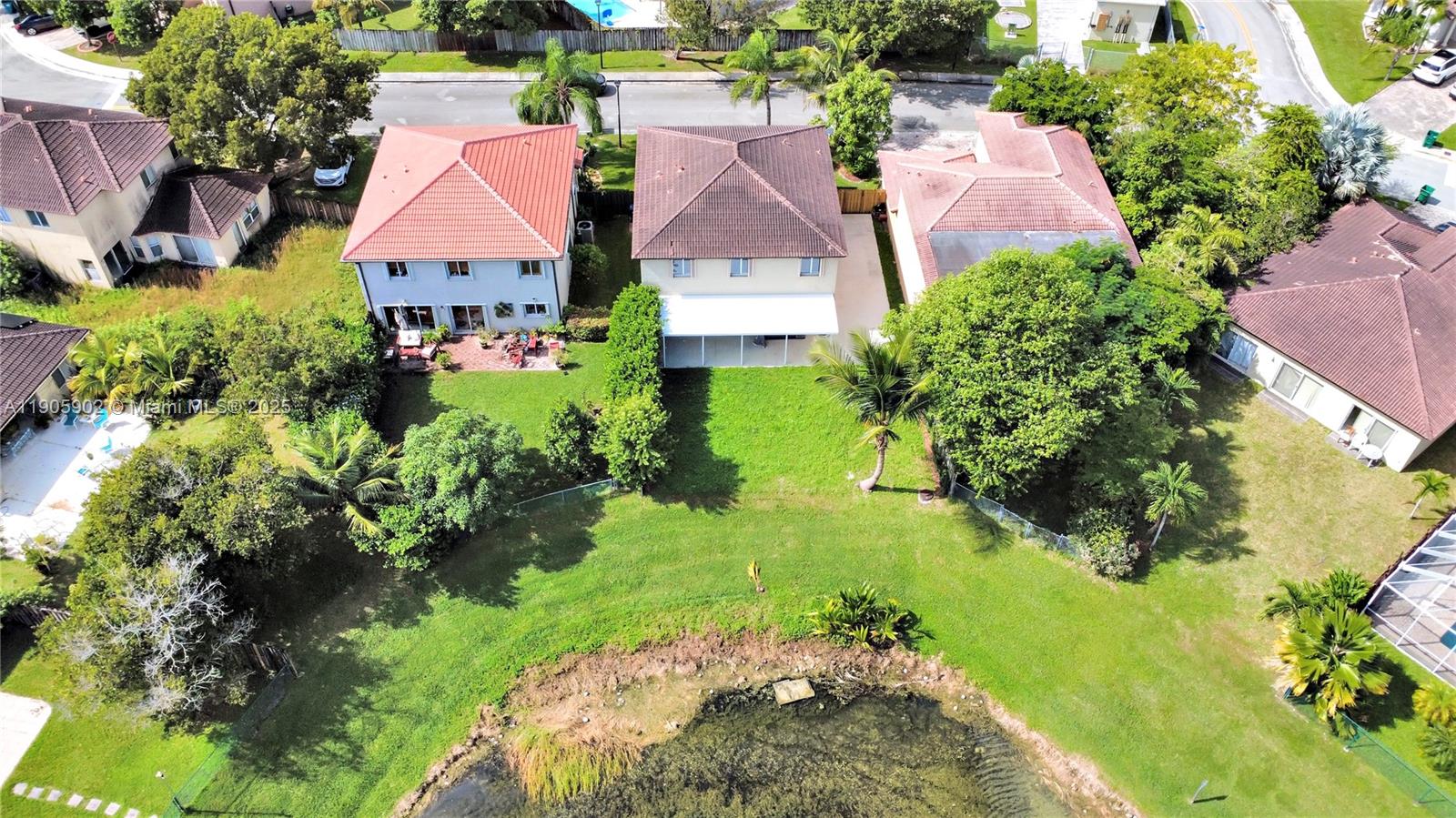 FOUR LAKES SEC 7 - Residential Lease