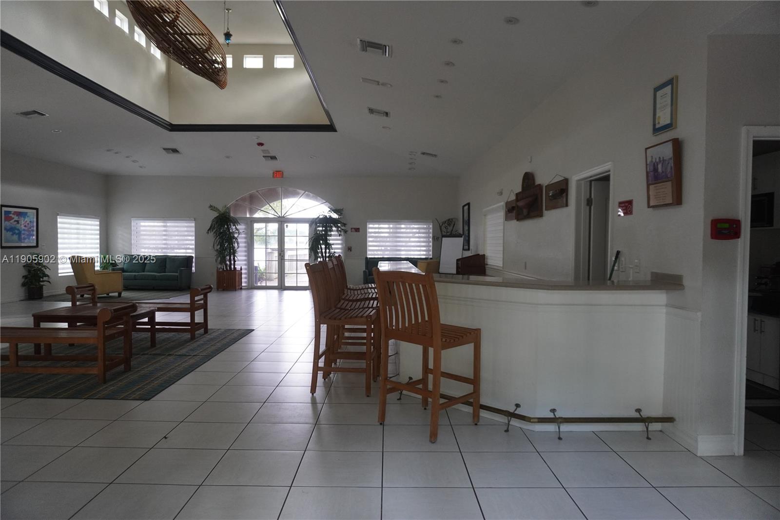 FOUR LAKES SEC 7 - Residential Lease